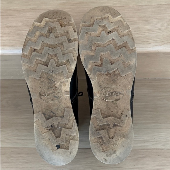 Red Wing Shoes Black Leather Lace-Up Work Boots with White Soles - Picture 7 of 8